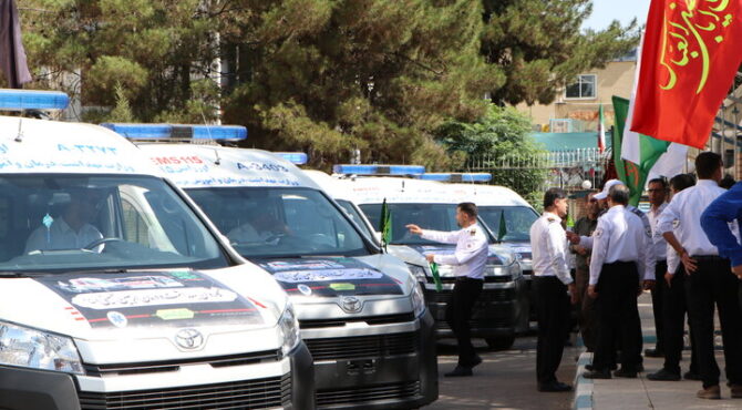 نجات جان بیش از ۵۰۰ زائر خارجی از گرمازدگی