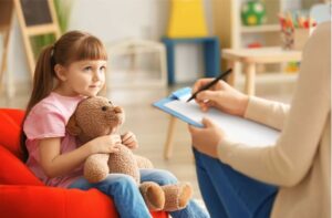 فوق تخصص روانپزشکی کودکان